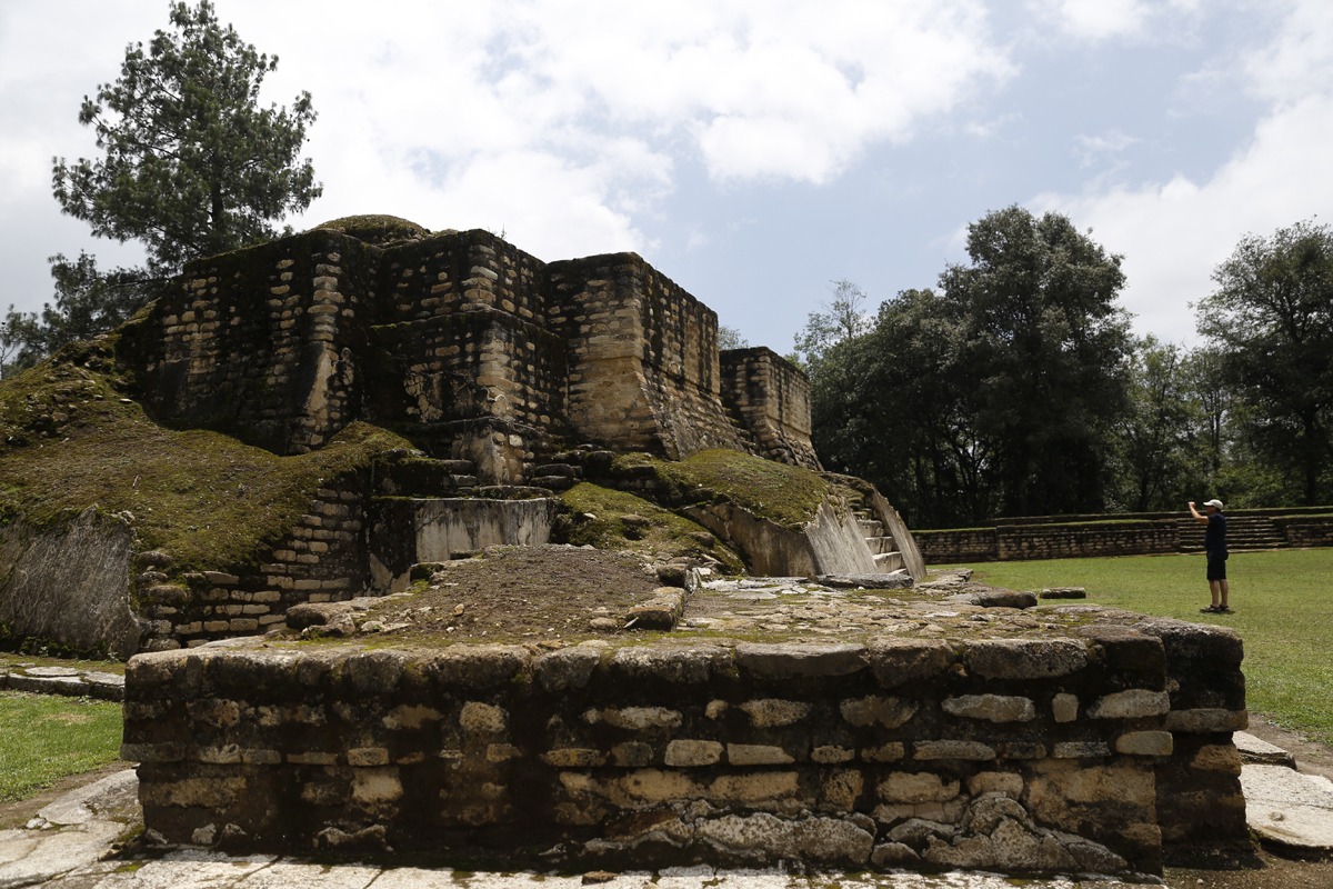 Renuevan museo de sitio arqueológico Iximché