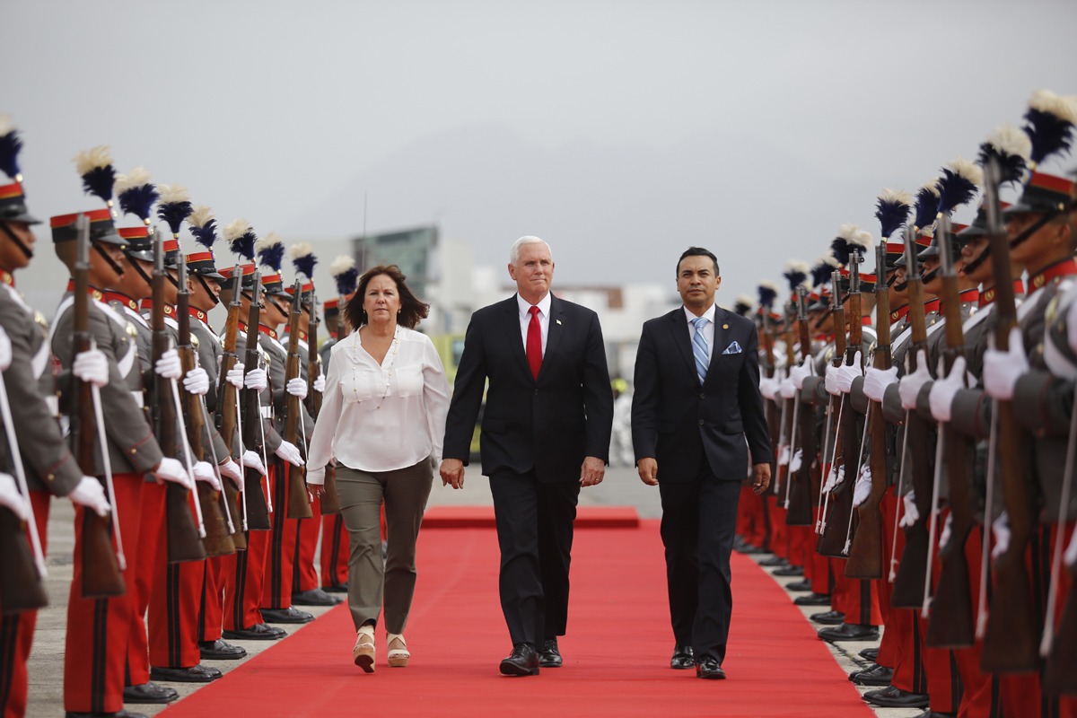 Mike Pence visita Guatemala