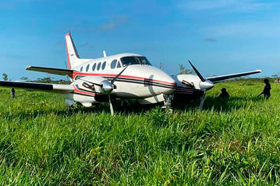 DESTACADOEjército localiza aeronave en Petén Avioneta