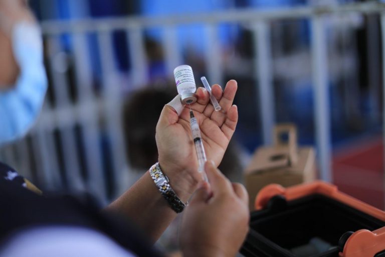 MSPAS garantiza segundas dosis de vacuna AstraZeneca