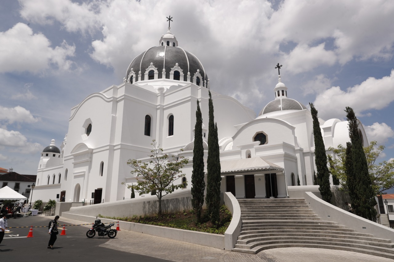 Iglesia Santa María Reina de la Familia abrirá en Ciudad Cayalá – Diario de  Centro América