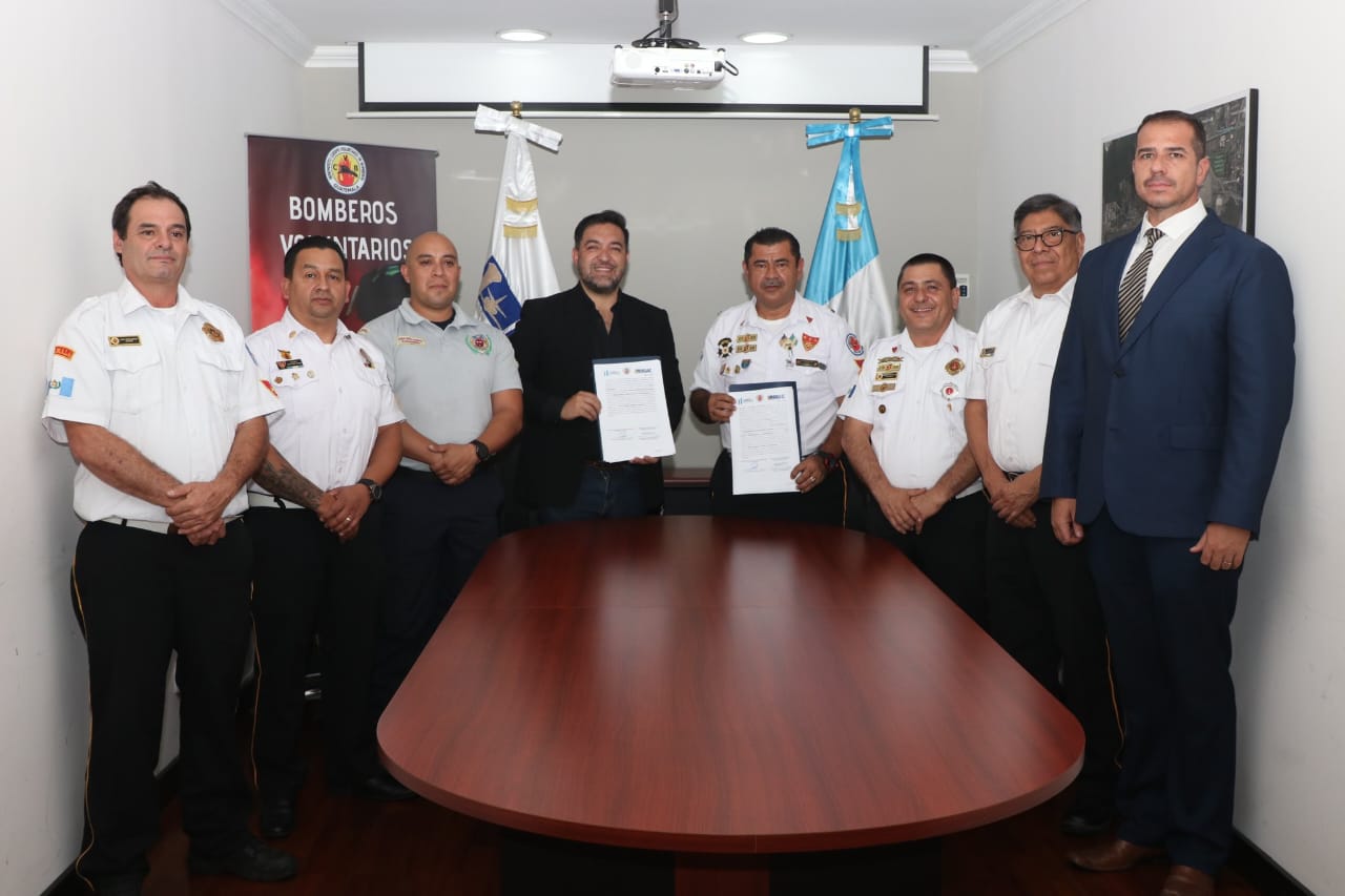 DGAC y Bomberos Voluntarios unen esfuerzos Diario de Centro Am rica